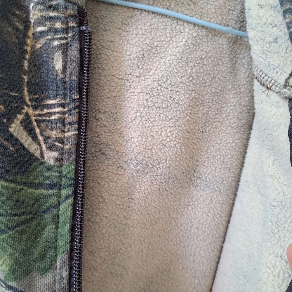 Cabela's Forest Camo Kids Hoodie - Picture 4 of 5